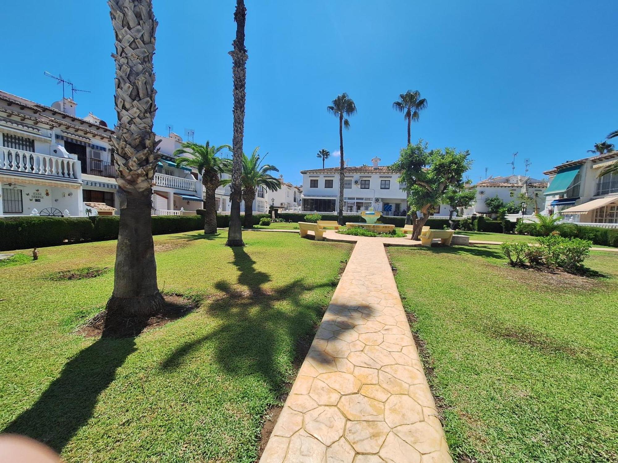 Bebi Casa Apartment Torrevieja Buitenkant foto